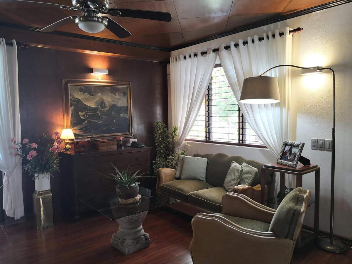 Ancelle Cristo Re Bed and Breakfast Moalboal Εξωτερικό φωτογραφία